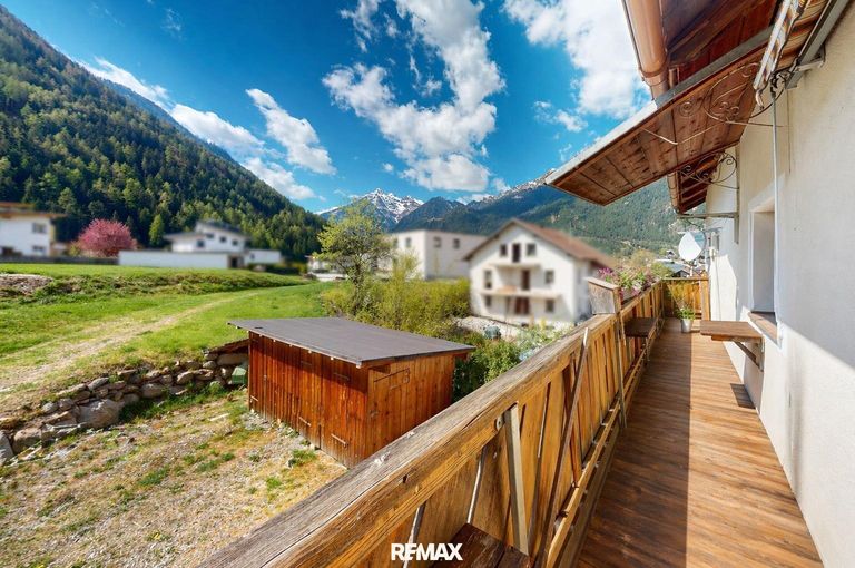 Pfunds - Haus - OG Balkon