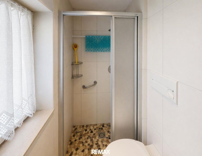 Pfunds - Haus - EG Badezimmer