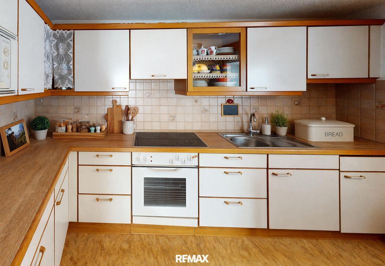 Pfunds - Haus - OG Küche