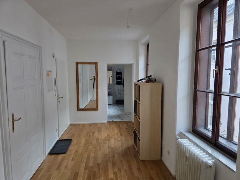 Eingangsbereich - Schöne und Helle 3 Zimmer Altbauwohnung nahe der Linzergasse Miete Rechte Altstadt Salzburg