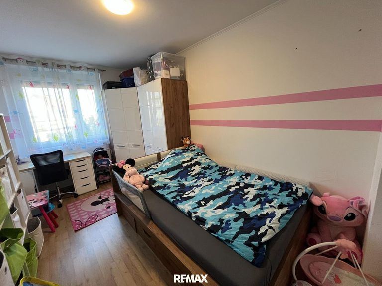 1. Obergeschoss - Zimmer 2