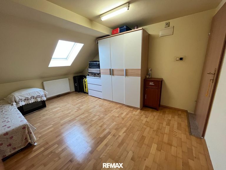 Zimmer 4 im Dachgeschoss
