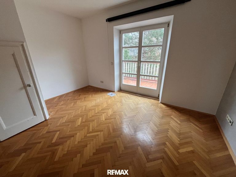 Zimmer mit Zugang zur Terrasse