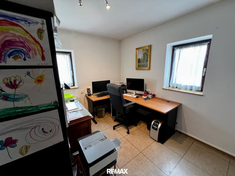 Büro / Zimmer