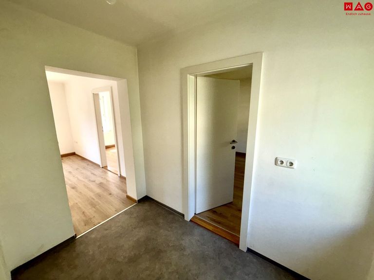 Küche (VOR Ausbesserungsarbeiten)