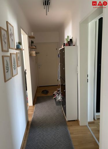 Einrichtungsbeispiel Vorzimmer KI generiert