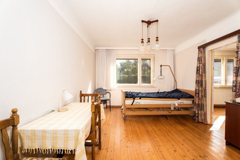Zimmer 1 Durchgang zu Zimmer 2