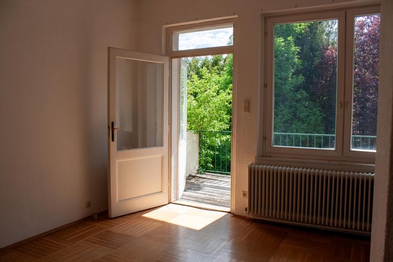 OG Zimmer 4 mit Ausgang zur Terrasse