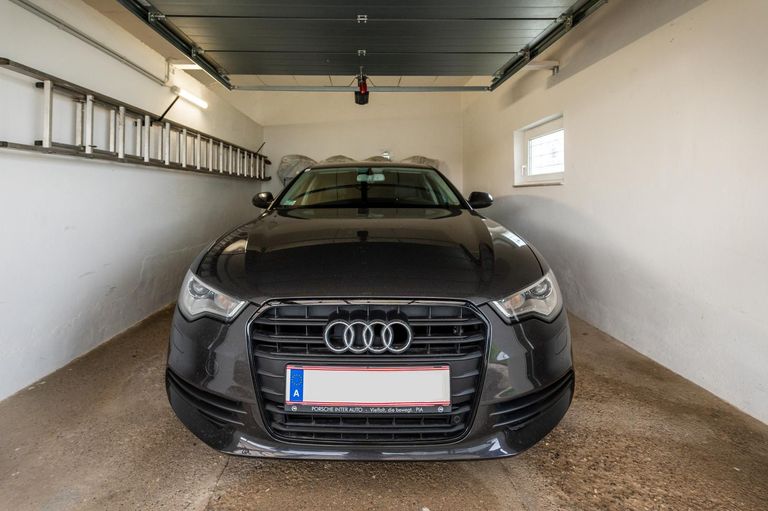 Garage 2