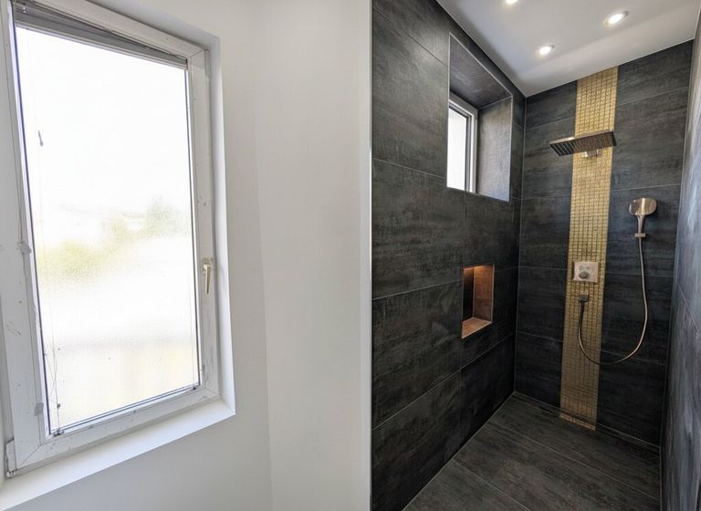 elegante Dusche für höchste Ansprüche!