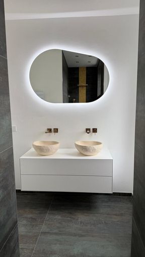 Neu saniertes Badezimmer!