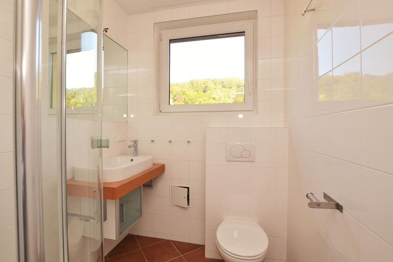 Badezimmer 2
