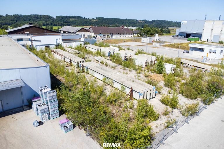 anteilige Grundfläche ca. 3.800 m²
