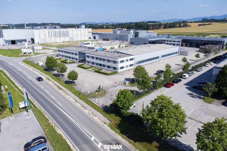 erstklassige Lage direkt an der B122