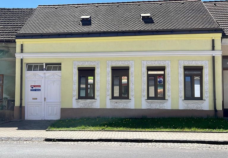 Straßenansicht