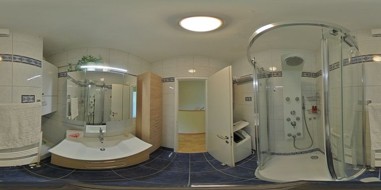 OG Badezimmer