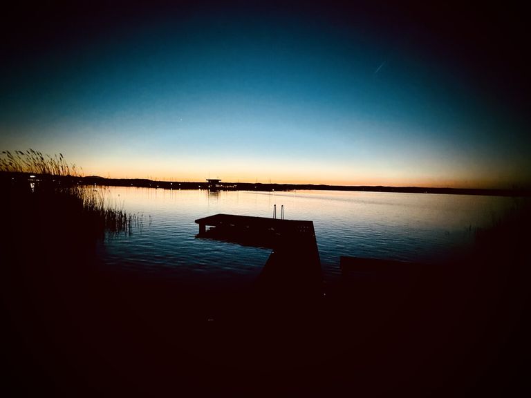 Sonnenuntergang über der Ruster Bucht (keine Fotomontage)