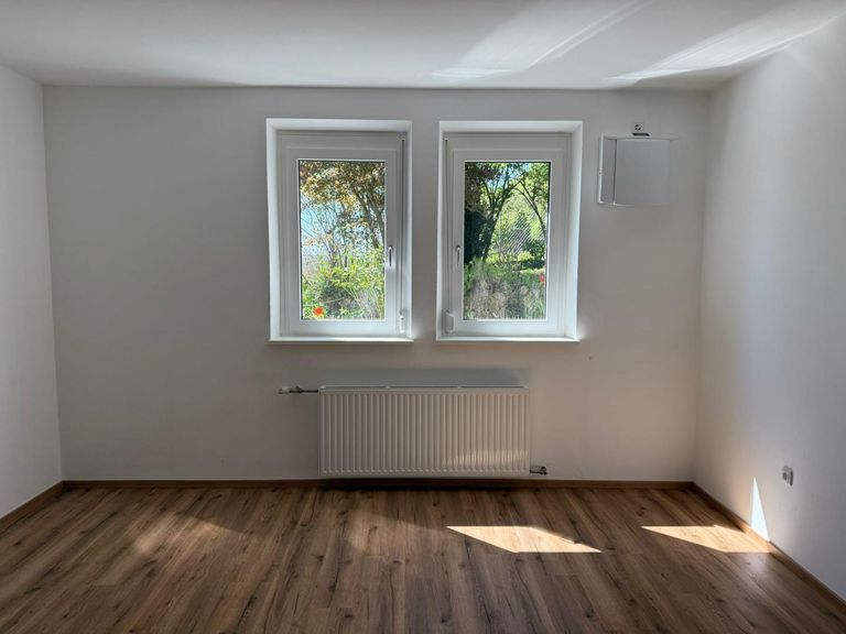 Schlafzimmer - OG - saniert