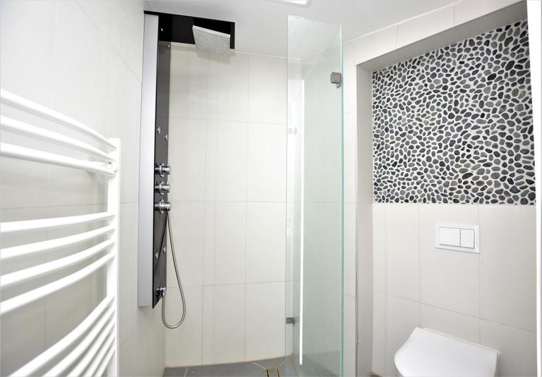 Badezimmer 1