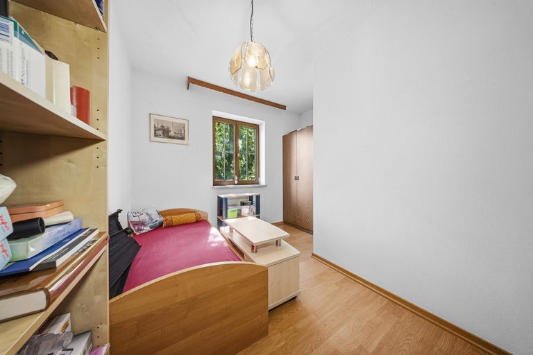 06 Zimmer 1 EG