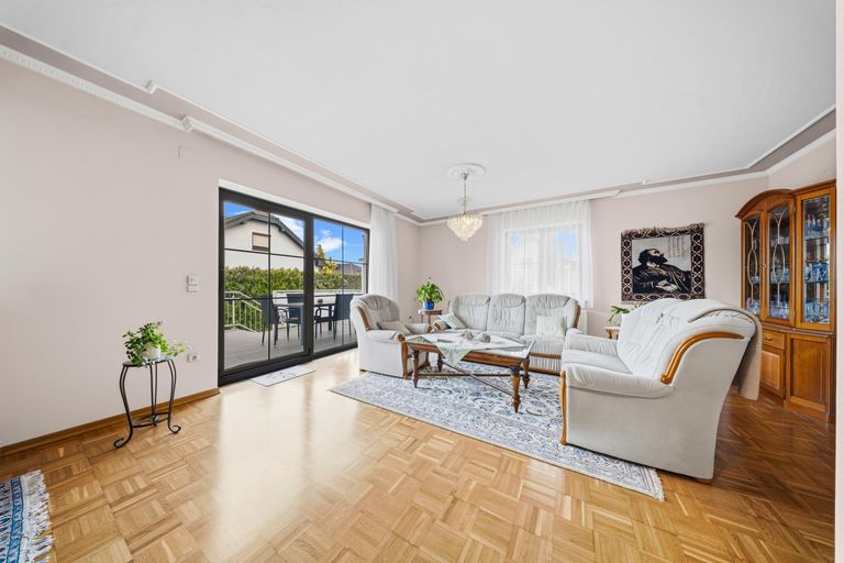 02 Wohnzimmer