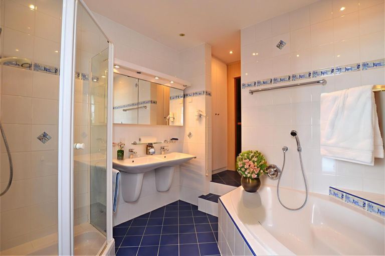 Badezimmer OG
