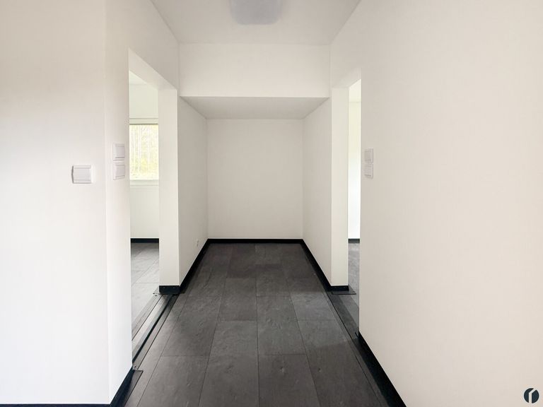Zugang zu Zimmer 1 und Zimmer 2
