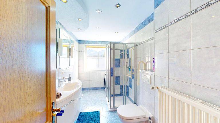 Badezimmer OG