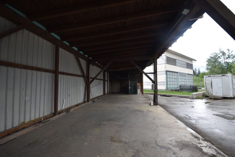 Ansicht - Lagerplatz mit großem Carport und Bürocontainer Pacht Elsbethen Salzburg