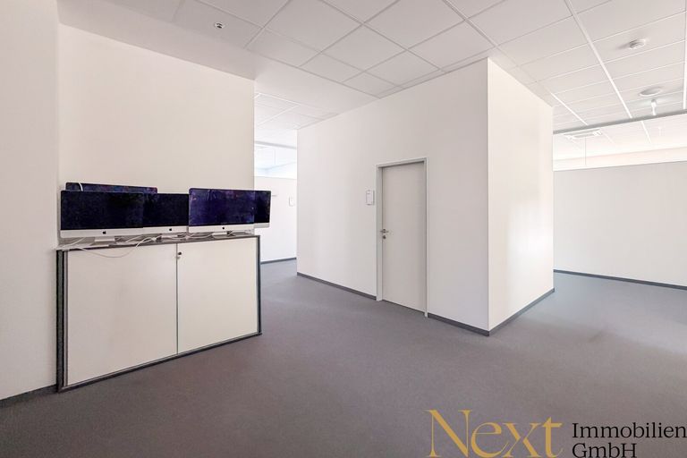 Büro V OG