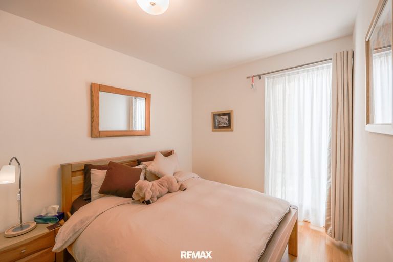 Schlafzimmer - 2