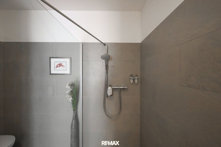 Badezimmer - 1