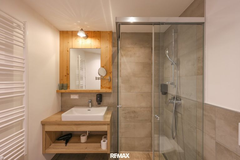 Badezimmer 1