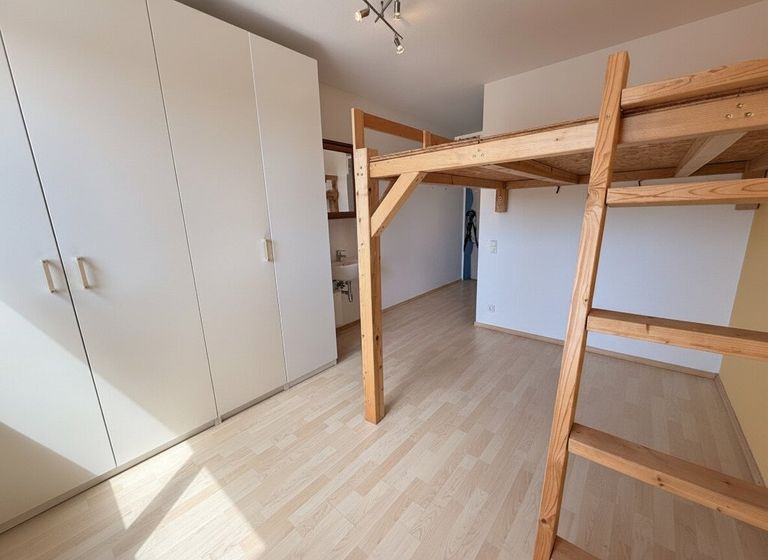 Gästezimmer / Hobbyraum