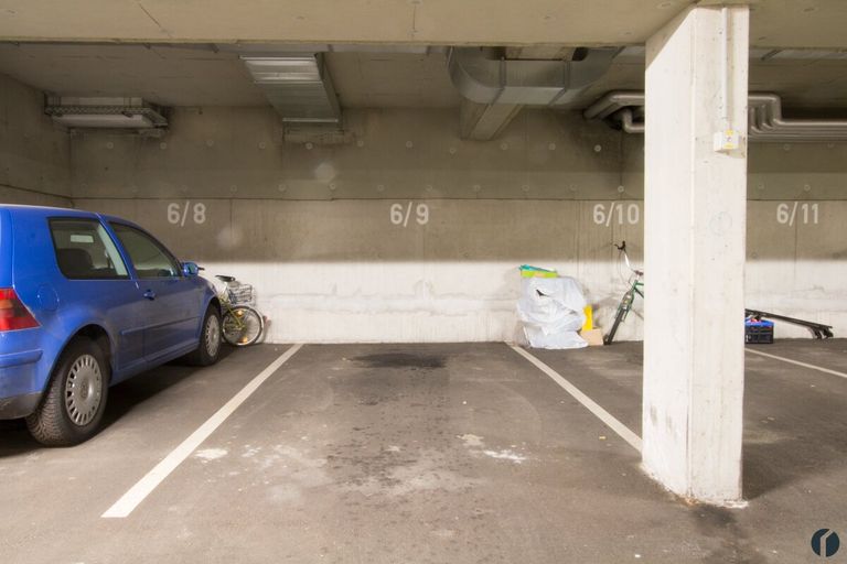 Tiefgaragenplatz 6/9