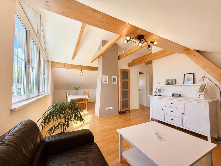 Kompagnon Immobilien Wohnzimmer OG