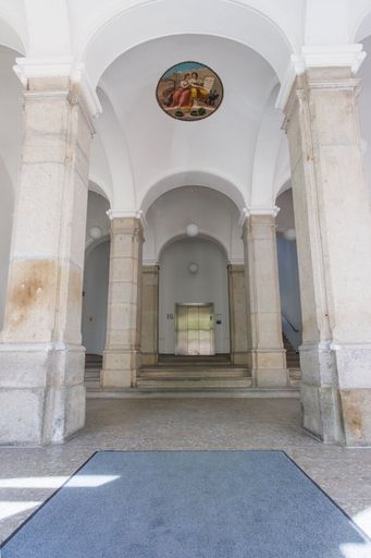 Herrschaftliches Portal