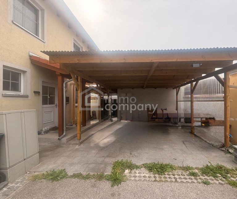Carport