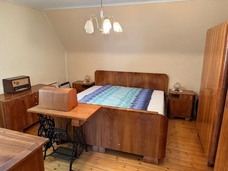 Schlafzimmer - DG