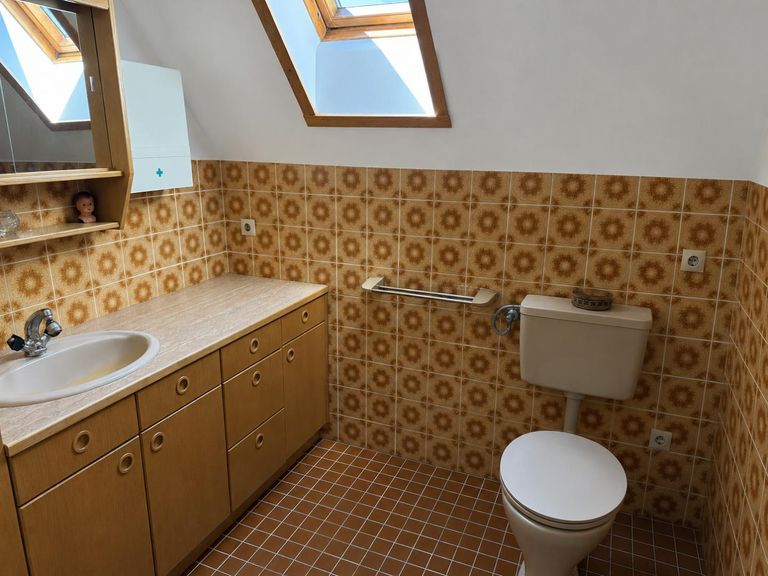 WC - DG