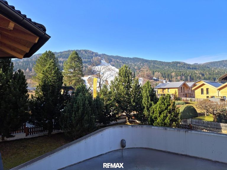 Blick Terrasse im EG