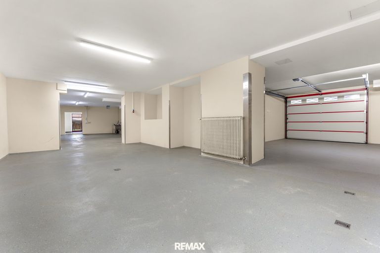 Garage/Lagerflächen