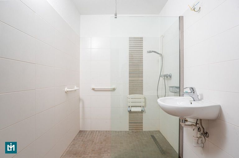 Badezimmer UG.