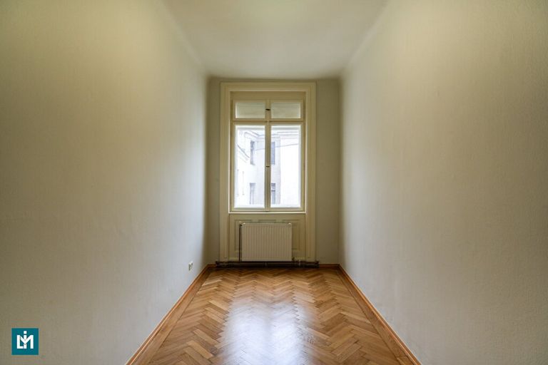 Büro 5 (W)