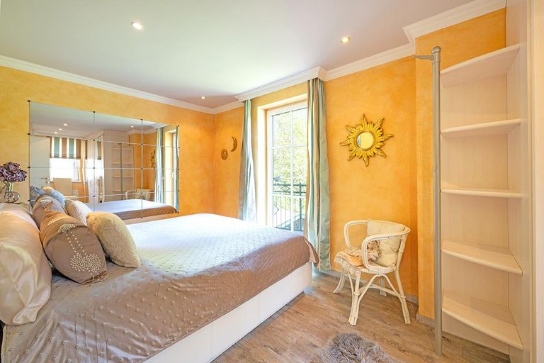 Schlafzimmer im OG
