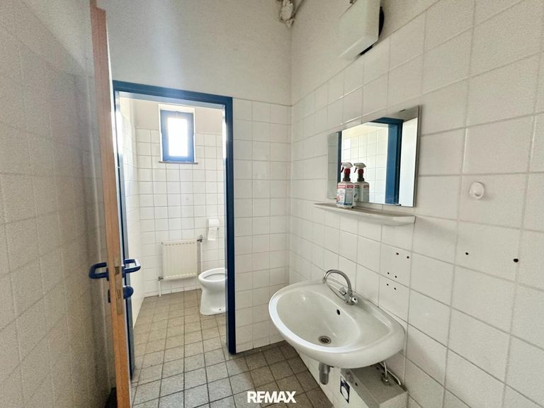 WC