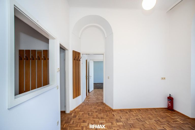 Wartezimmer bzw. weiteres Büro