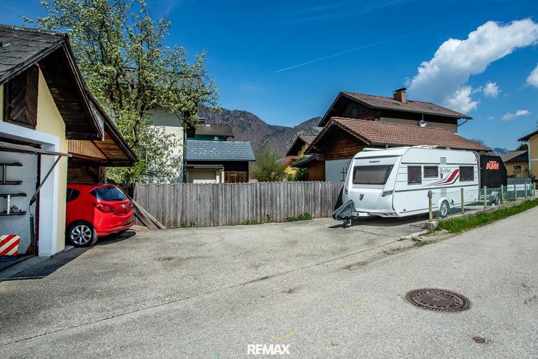 Werkstatt, Garage, Carport und Aussenstellplat