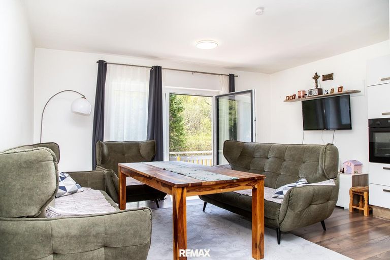 Wohnzimmer Wohnung 2