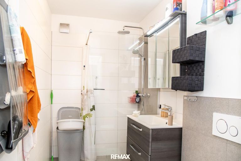 Badezimmer Wohnung 2